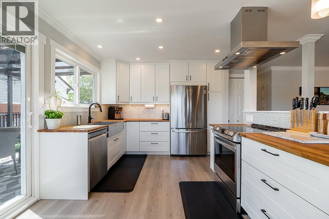 22534 Kendrick Loop, Maple Ridge, British Columbia  V2X 9W4 - Photo 11 - R3087783