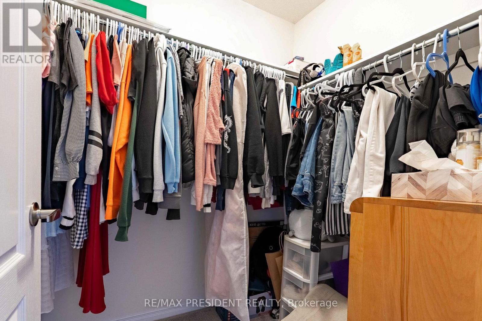 12 Midhurst Heights, Hamilton (Stoney Creek), Ontario  L8J 0K9 - Photo 31 - X12772582