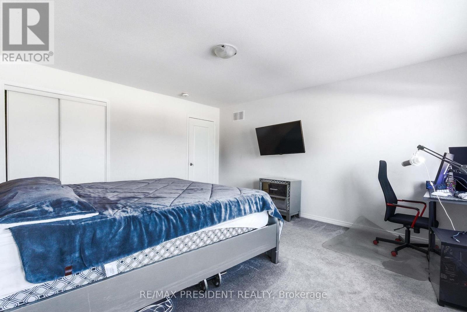 12 Midhurst Heights, Hamilton (Stoney Creek), Ontario  L8J 0K9 - Photo 34 - X12772582