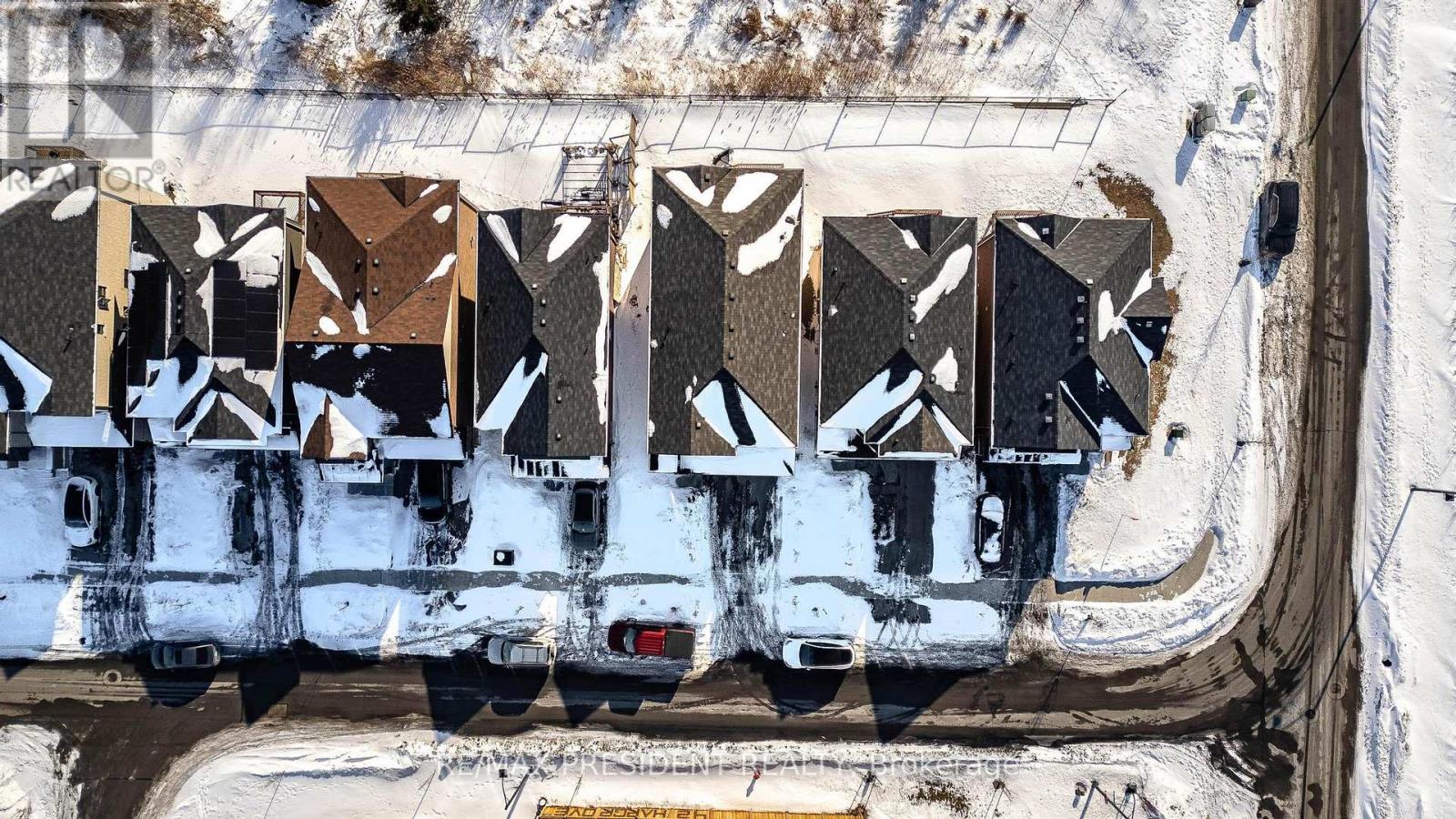 12 Midhurst Heights, Hamilton (Stoney Creek), Ontario  L8J 0K9 - Photo 45 - X12772582