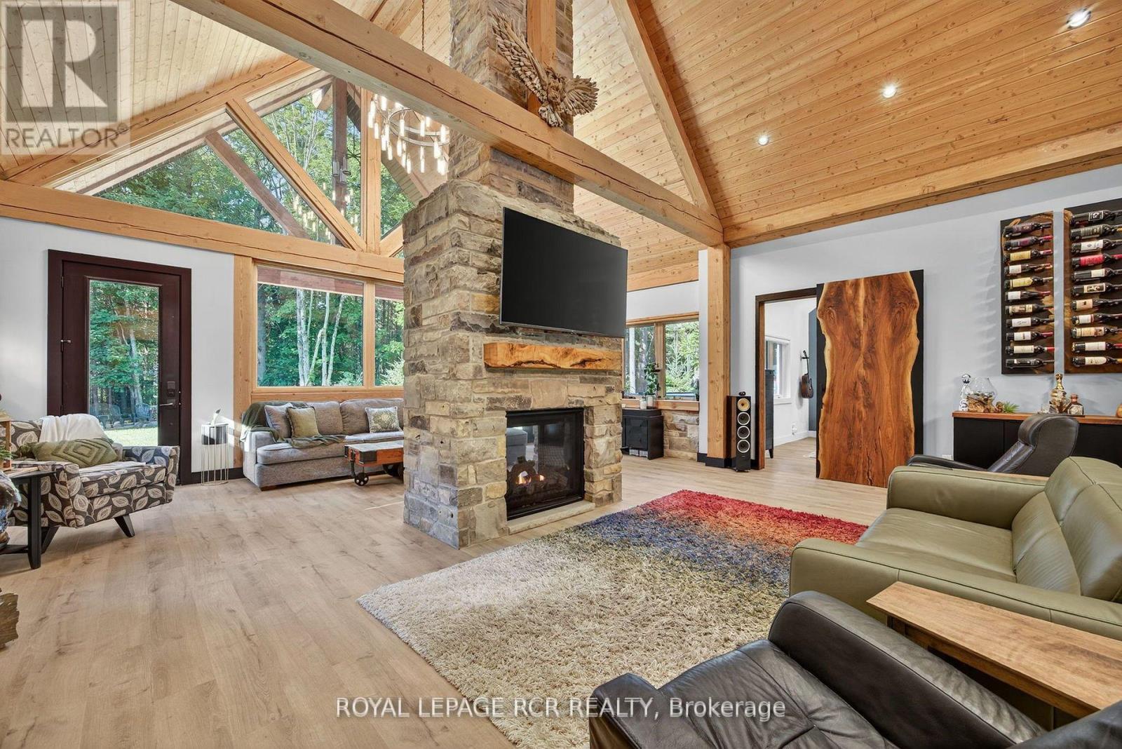 1031 Xavier Street, Gravenhurst (Wood (Gravenhurst)), Ontario  P0E 1G0 - Photo 15 - X12772642