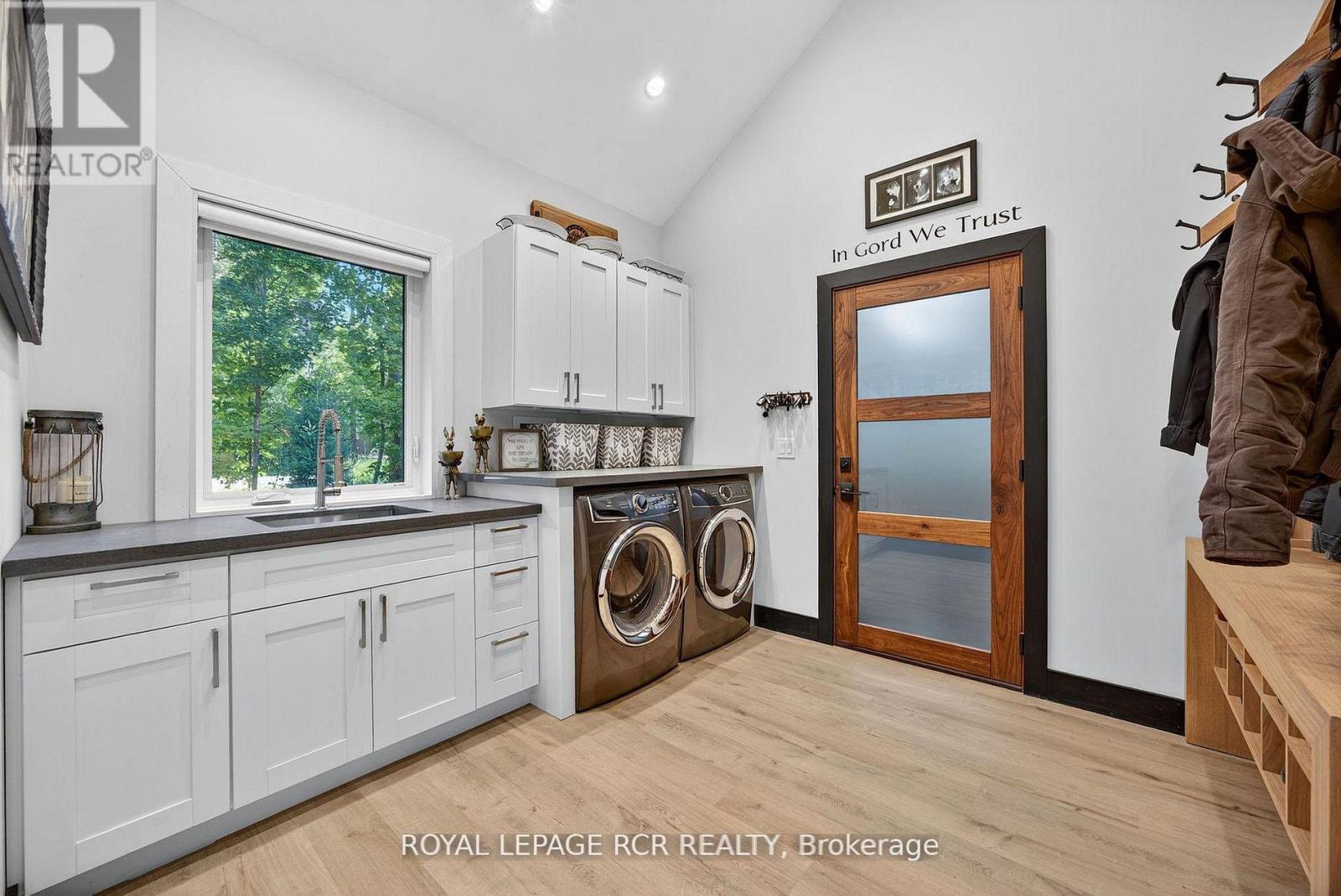 1031 Xavier Street, Gravenhurst (Wood (Gravenhurst)), Ontario  P0E 1G0 - Photo 24 - X12772642