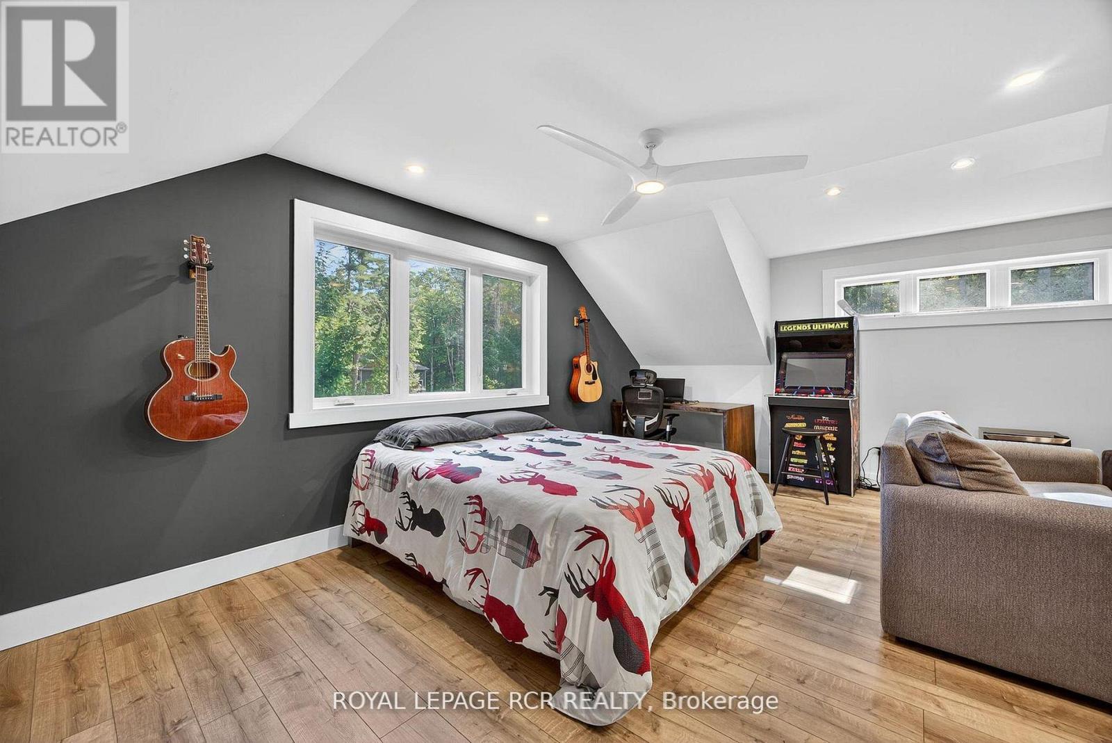 1031 Xavier Street, Gravenhurst (Wood (Gravenhurst)), Ontario  P0E 1G0 - Photo 28 - X12772642