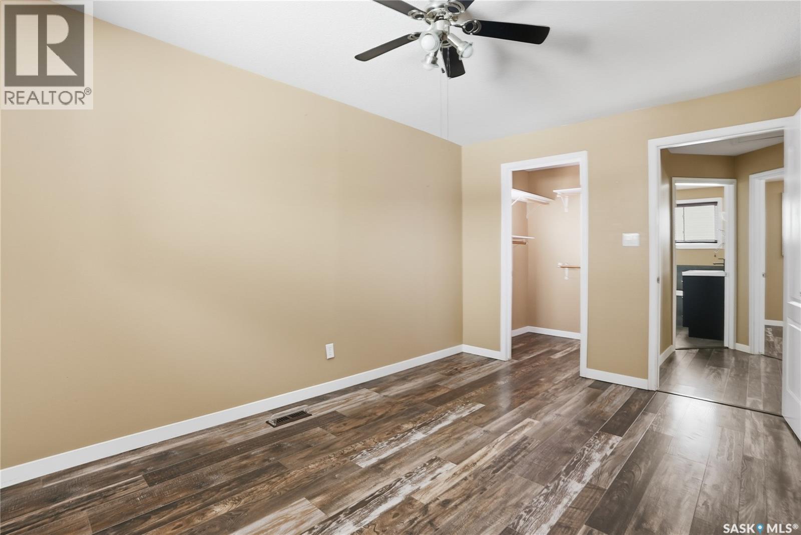 49 4th Avenue N, Martensville, Saskatchewan  S0K 2T2 - Photo 15 - SK028151