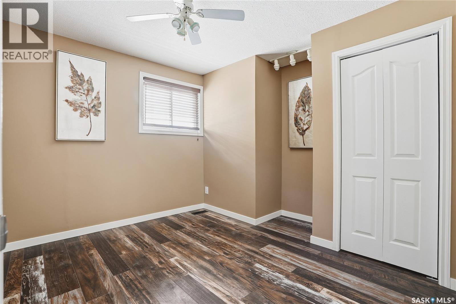 49 4th Avenue N, Martensville, Saskatchewan  S0K 2T2 - Photo 17 - SK028151