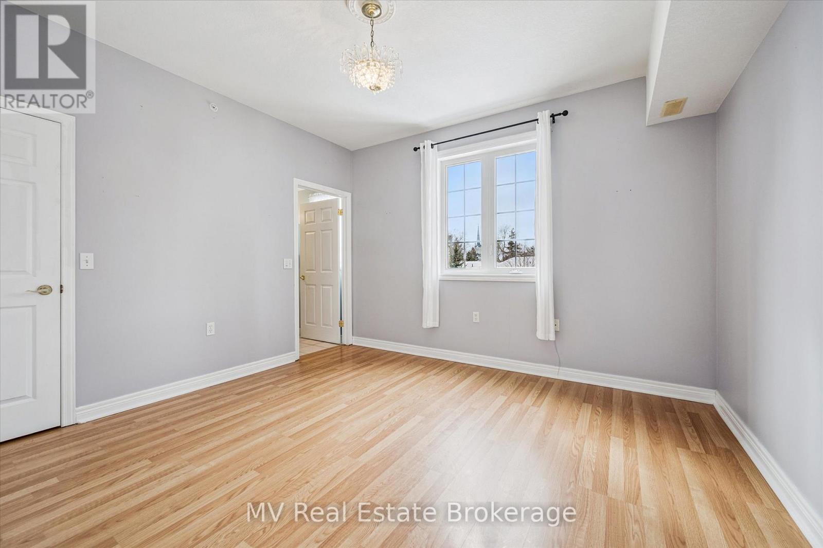 205 - 20 Station Square, Centre Wellington, Ontario  N0B 1S0 - Photo 18 - X12772624