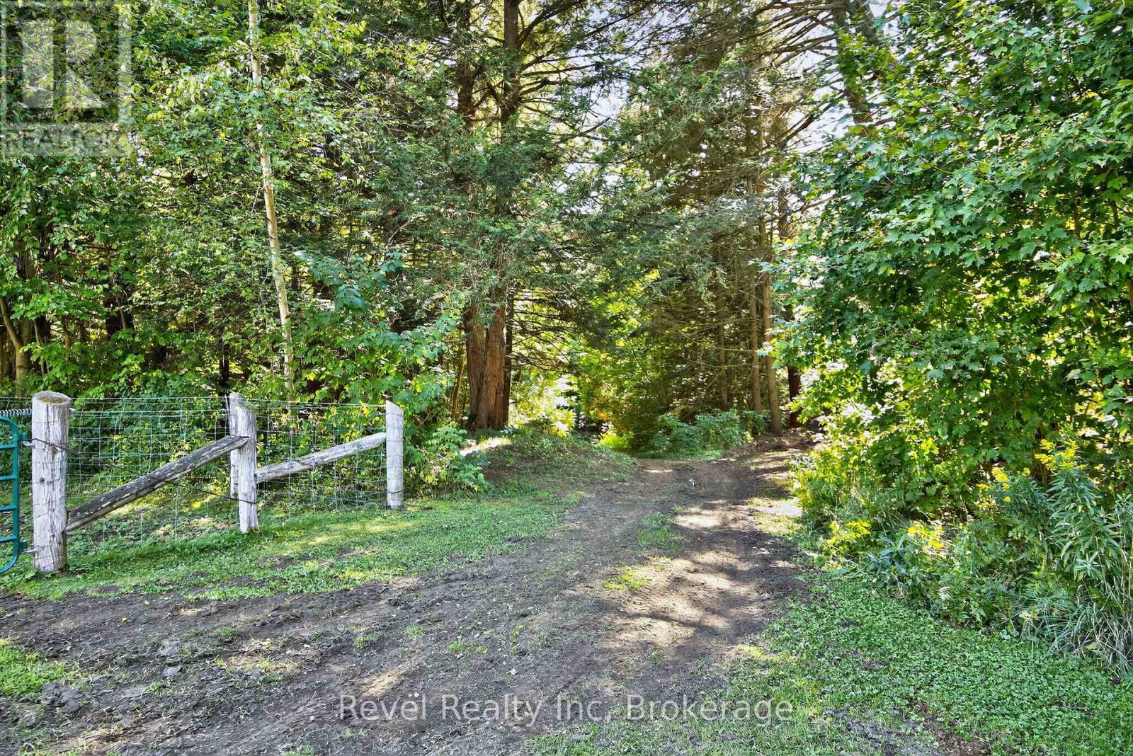 7190 93 Highway, Tiny, Ontario  L0K 2E1 - Photo 38 - S12772826