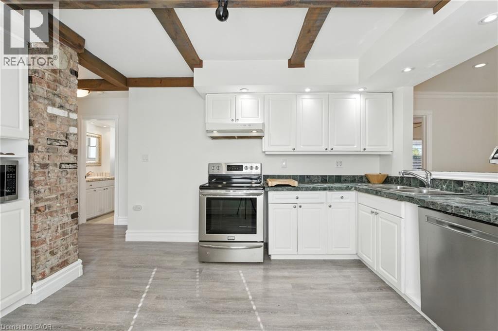 30 Cecil Street, St. Catharines, Ontario  L2N 4B2 - Photo 11 - 40804014