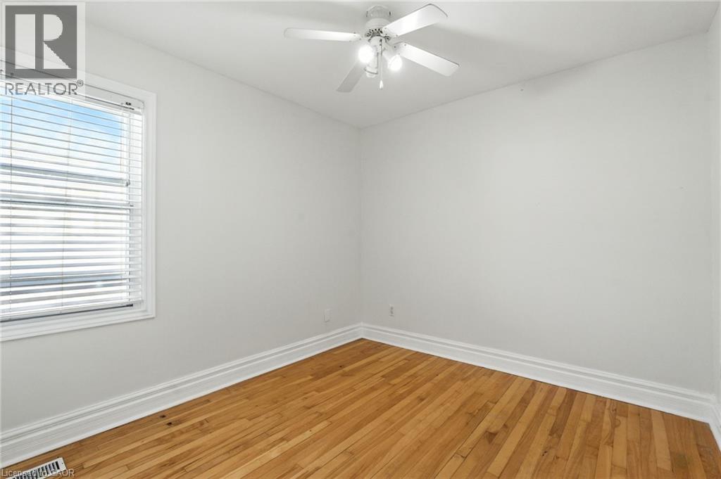30 Cecil Street, St. Catharines, Ontario  L2N 4B2 - Photo 23 - 40804014