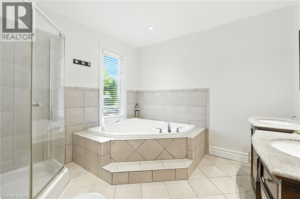 30 Cecil Street, St. Catharines, Ontario  L2N 4B2 - Photo 30 - 40804014