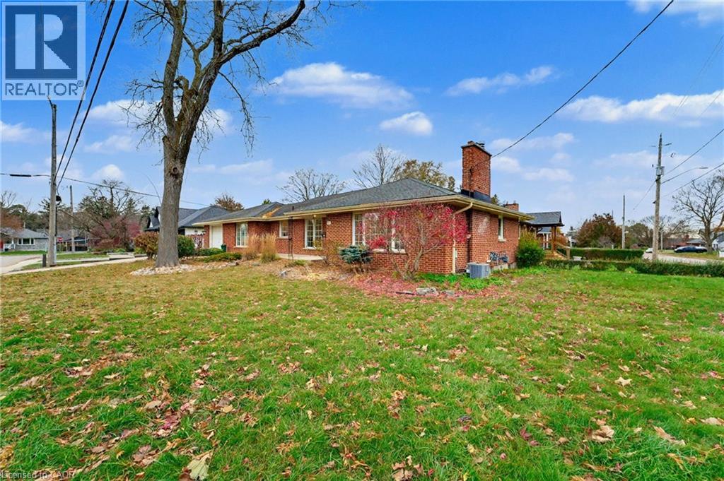 519 Fair Street, Woodstock, Ontario  N4S 5T7 - Photo 4 - 40804013