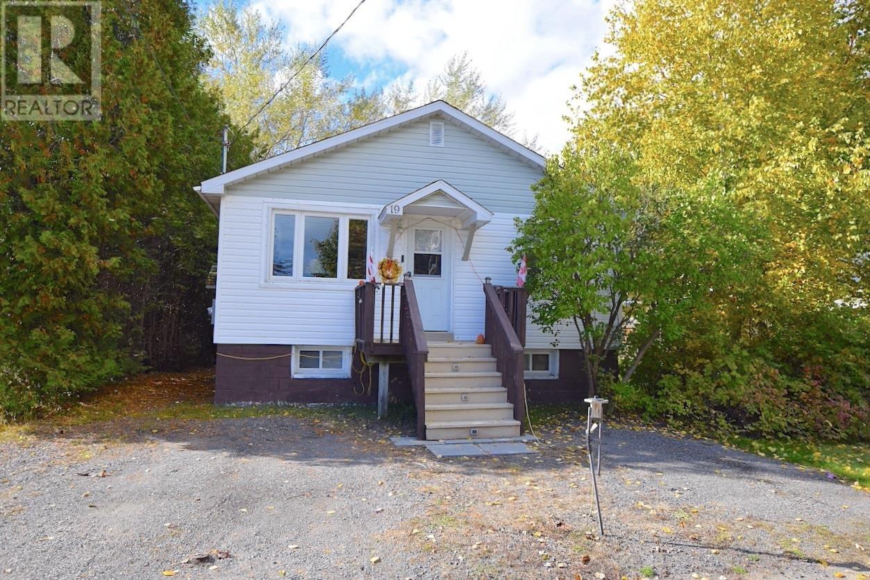 19 Lachore St, Blind River, Ontario  P0R 1B0 - Photo 35 - SM260252
