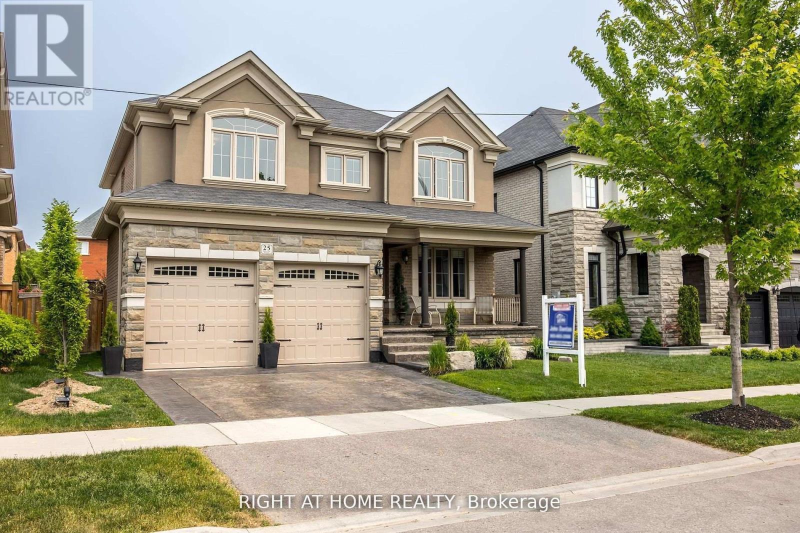 25 Charterhouse Drive N, Whitby, Ontario  L1R 3R8 - Photo 1 - E12772702