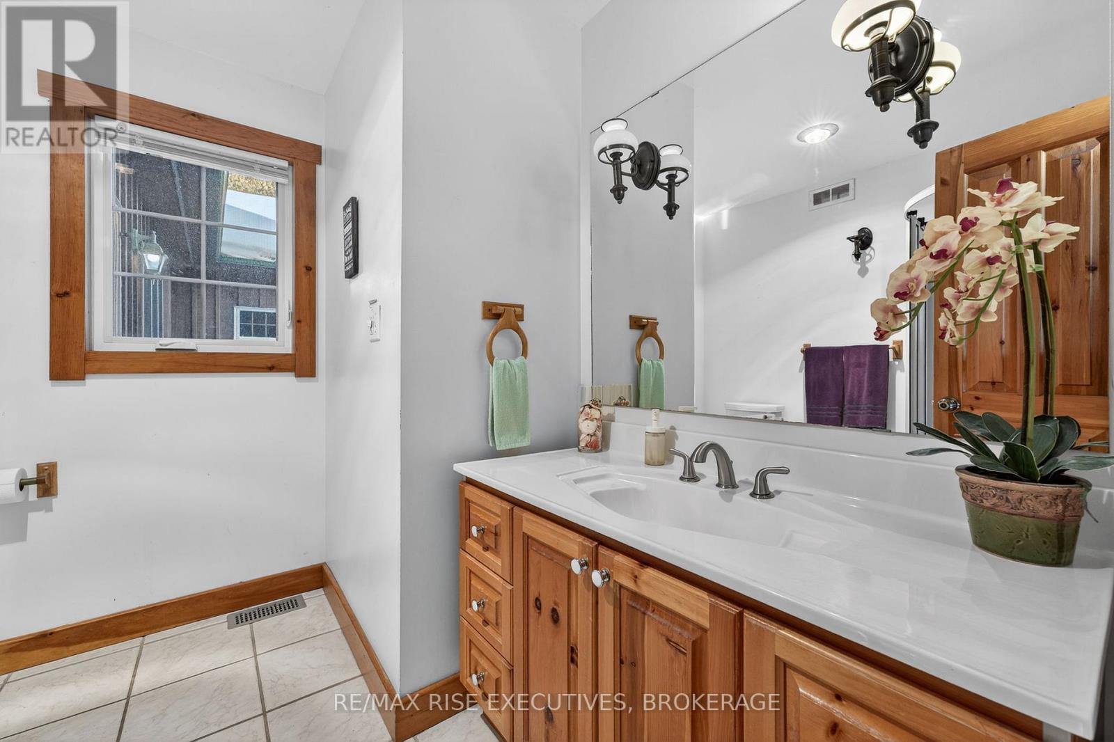 1093b Two Loon Lane, Frontenac, Ontario  K0H 2P0 - Photo 17 - X12772758