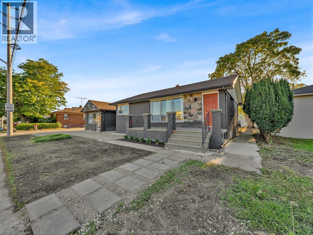 3225 Walker Road, Windsor, Ontario  N8W 3E7 - Photo 4 - 26002858