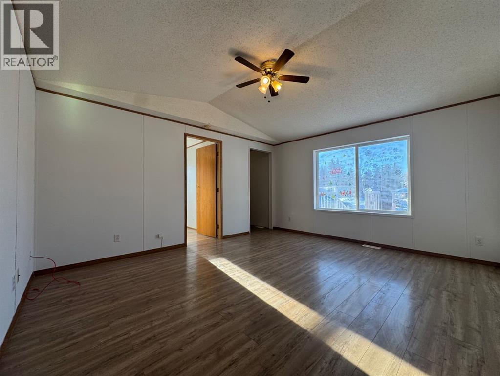 17, 4504 41 Street, Camrose, Alberta  T4V 4K5 - Photo 7 - A2283576