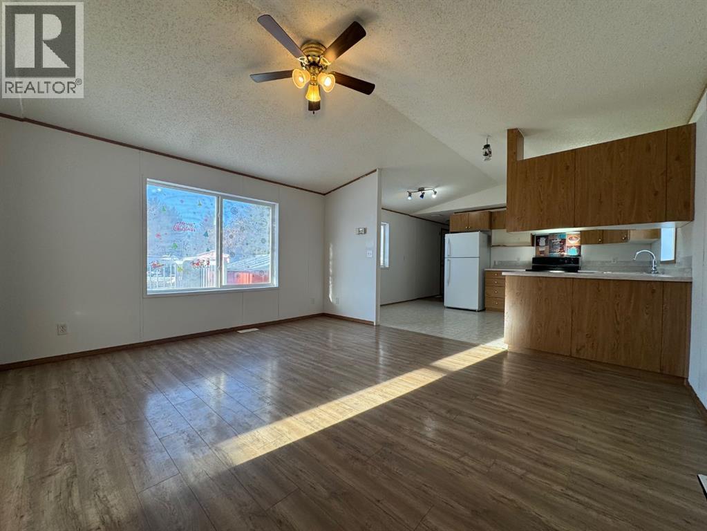 17, 4504 41 Street, Camrose, Alberta  T4V 4K5 - Photo 4 - A2283576