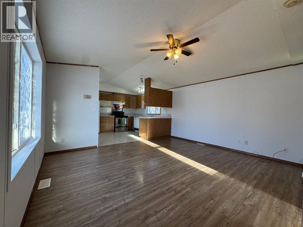 17, 4504 41 Street, Camrose, Alberta  T4V 4K5 - Photo 6 - A2283576