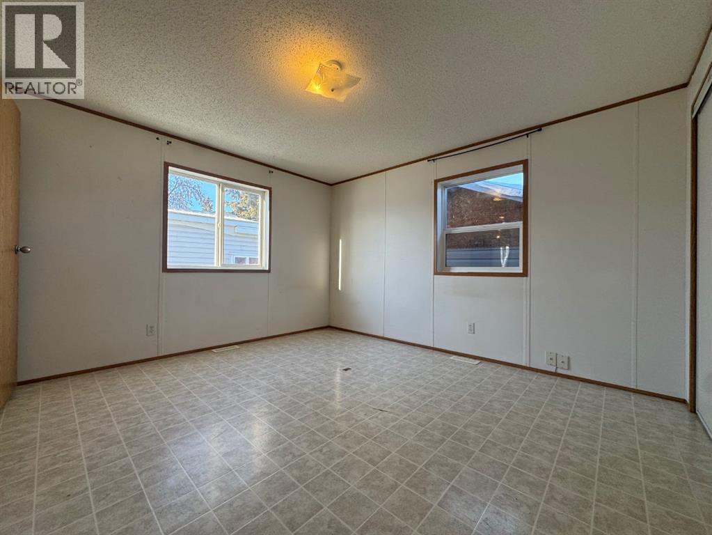 17, 4504 41 Street, Camrose, Alberta  T4V 4K5 - Photo 11 - A2283576