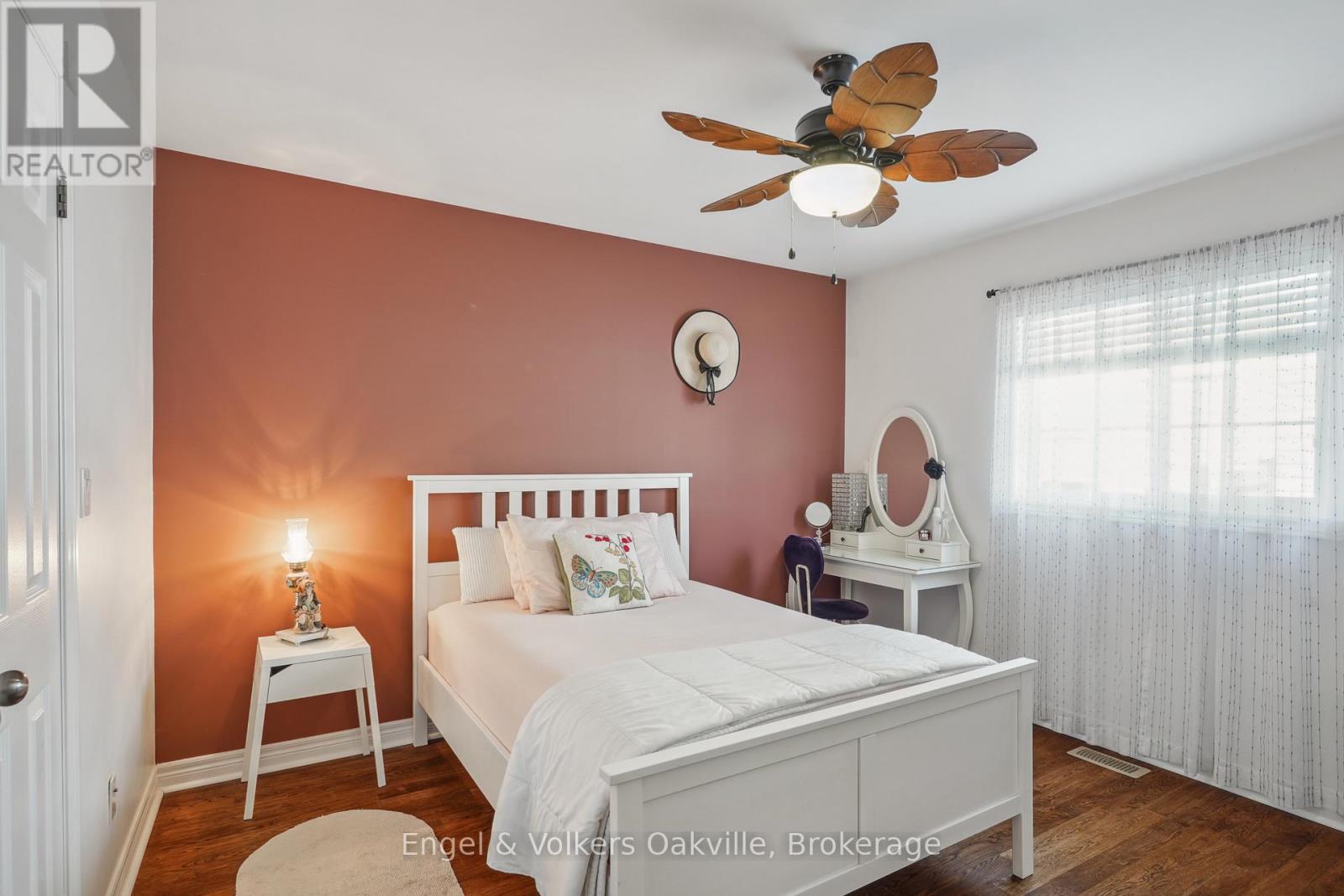 339 Wellbrook Avenue, Welland, Ontario  L3C 7N3 - Photo 13 - X12772774