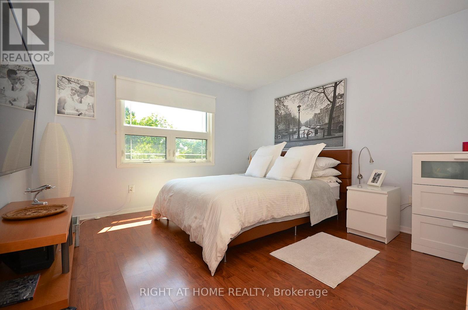 77 Winchester Drive, Ottawa, Ontario  K2L 2R3 - Photo 12 - X12772680