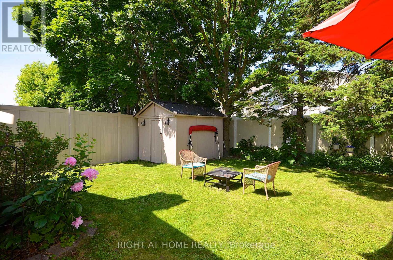 77 Winchester Drive, Ottawa, Ontario  K2L 2R3 - Photo 2 - X12772680