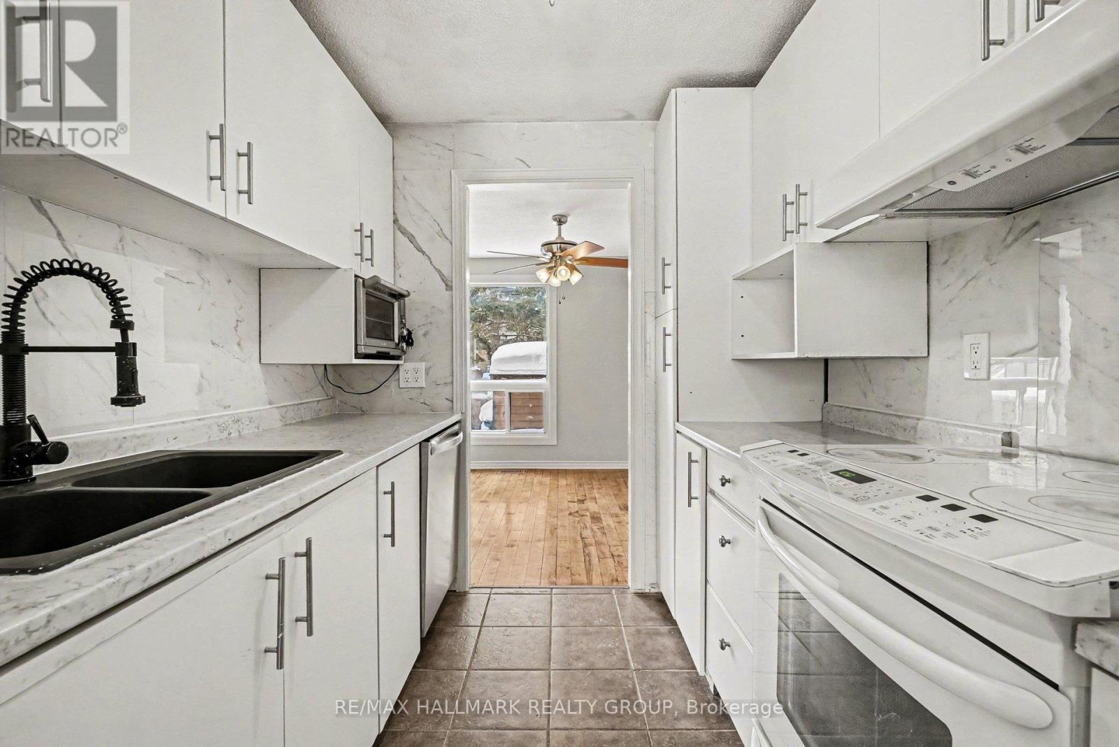 55 - 7846 Jeanne D'arc Boulevard, Ottawa, Ontario  K1C 2E9 - Photo 13 - X12772744