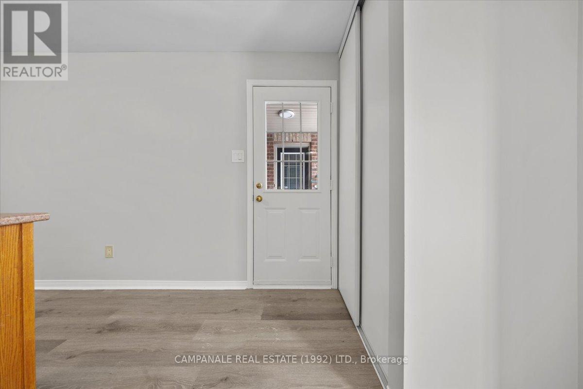 831 Longfields Drive, Ottawa, Ontario  K2J 5N2 - Photo 3 - X12772858