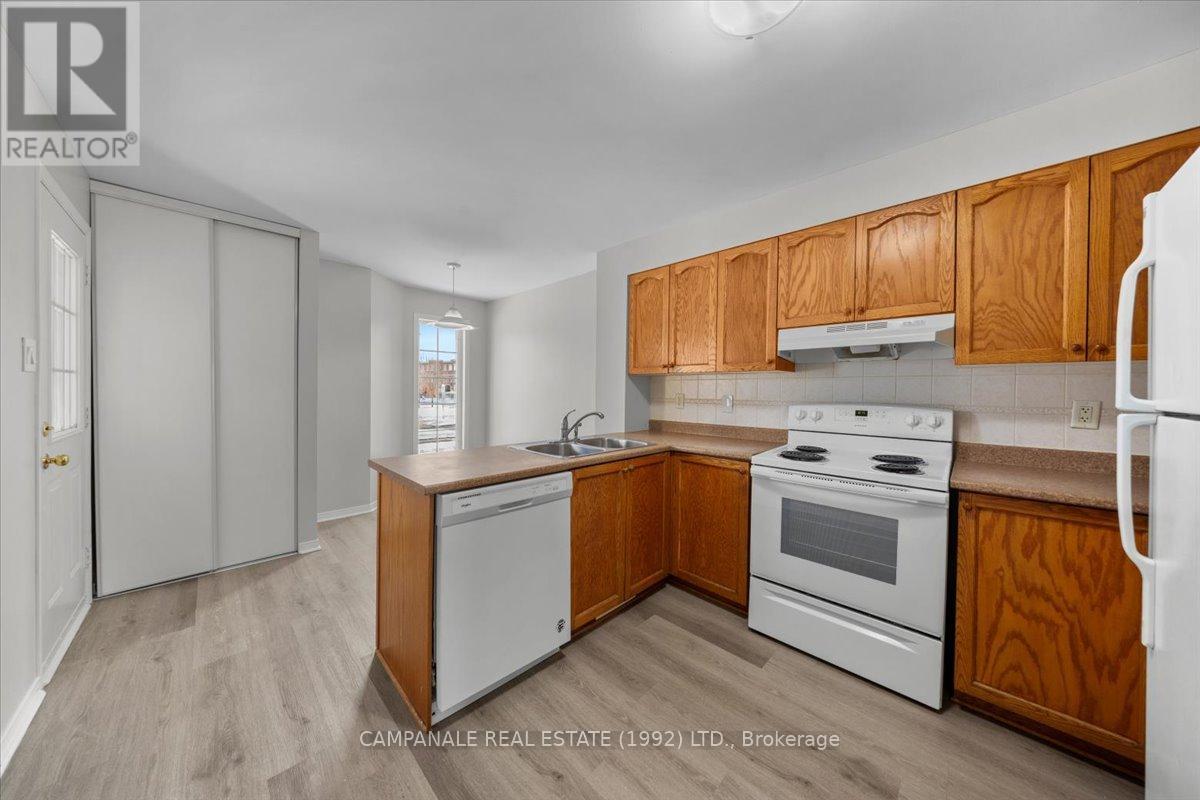 831 Longfields Drive, Ottawa, Ontario  K2J 5N2 - Photo 7 - X12772858