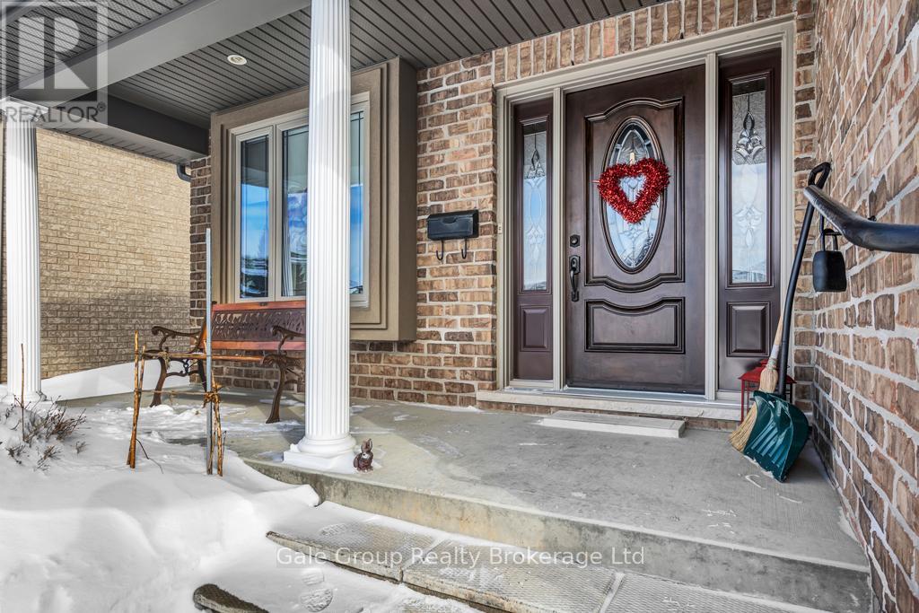 15 Holland Avenue, Aylmer, Ontario  N5H 3J2 - Photo 3 - X12772794