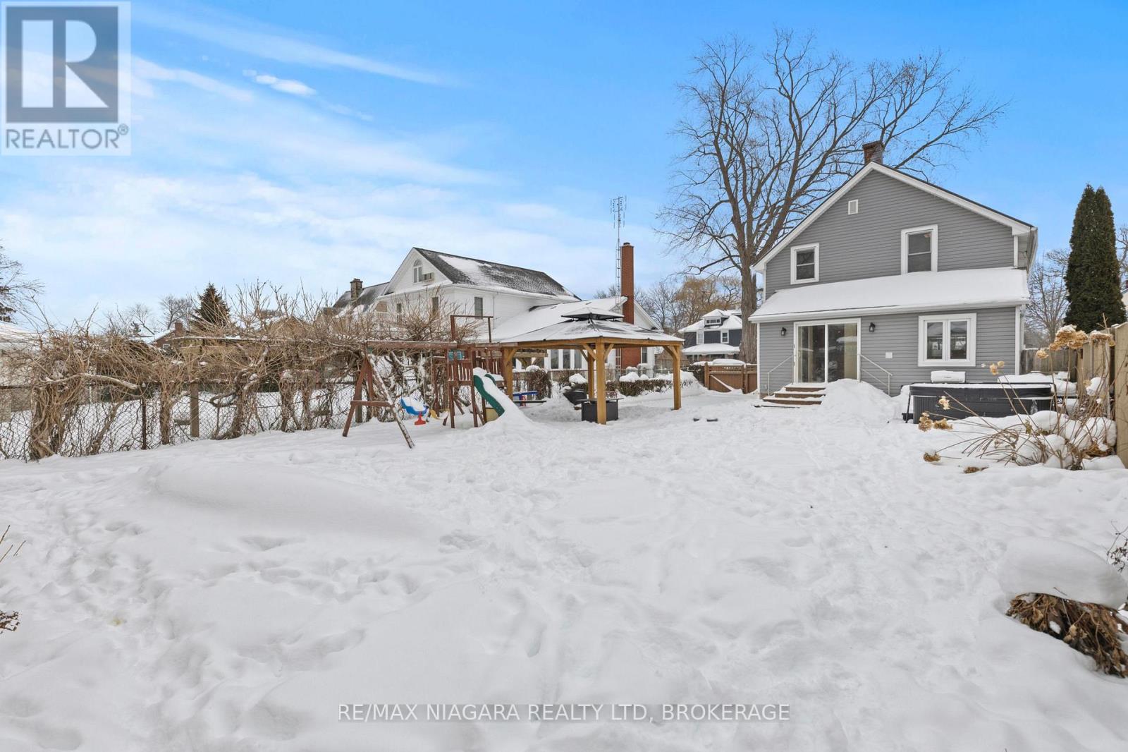 3547 Strang Drive, Niagara Falls (Chippawa), Ontario  L2G 6K5 - Photo 2 - X12772842