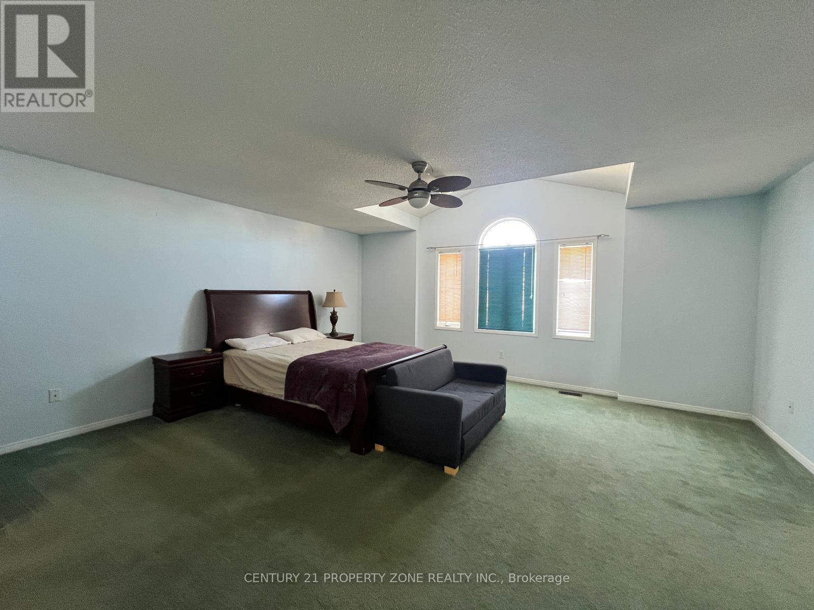 Upper - 16 Cottontail Road, Brampton (Fletcher's Meadow), Ontario  L7A 3R3 - Photo 19 - W12738478