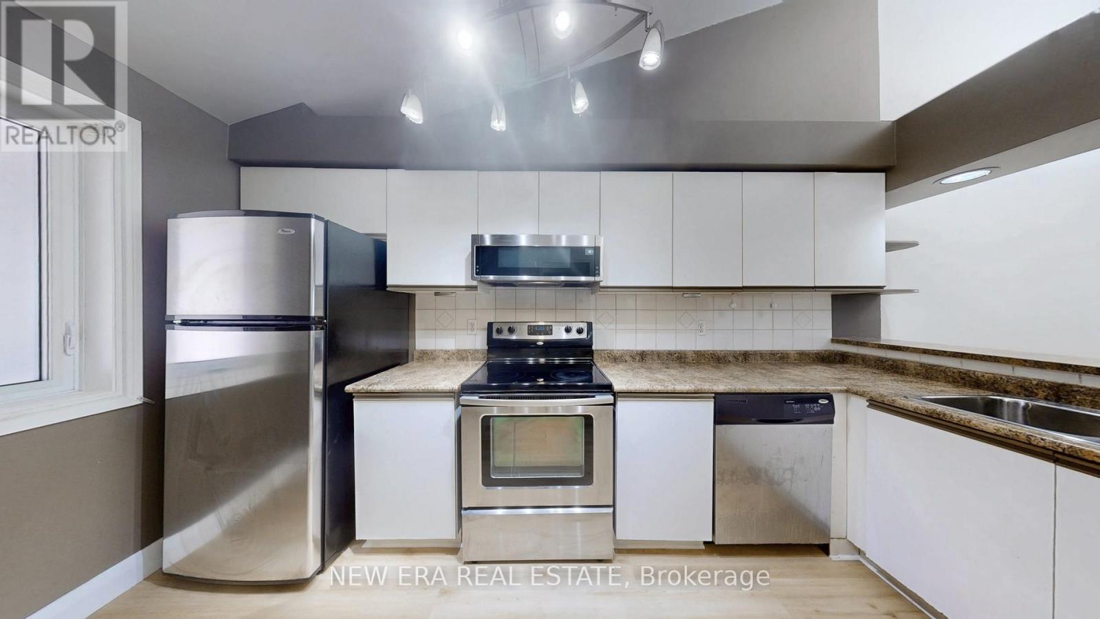 199 - 75 Bristol Road E, Mississauga (Hurontario), Ontario  L4Z 3P2 - Photo 10 - W12772440