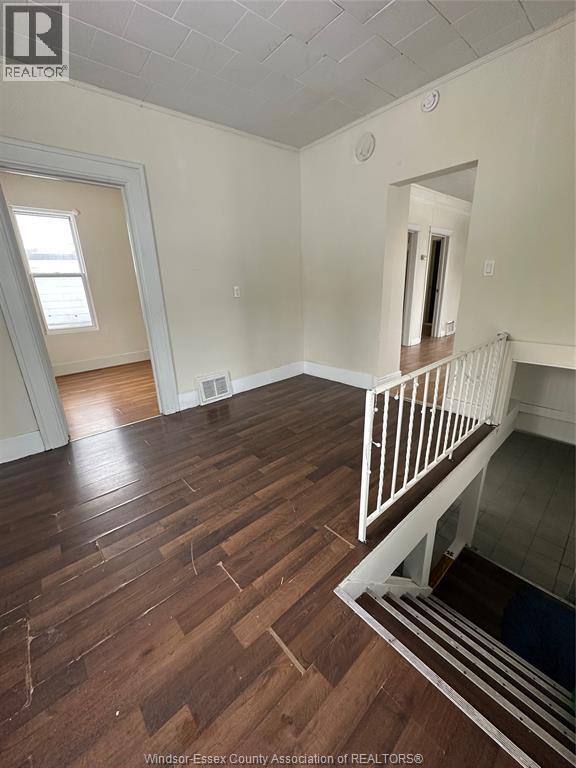 1473 South Cameron, Windsor, Ontario  N9B 3C8 - Photo 6 - 26002872