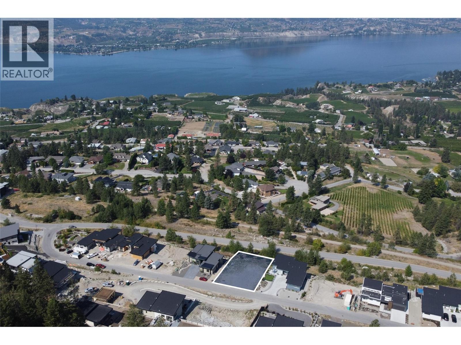 2875 Outlook Way, Naramata, British Columbia  V0H 1N1 - Photo 2 - 10375315