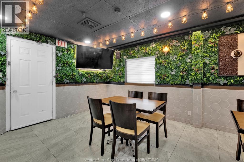 1011 Wyandotte West, Windsor, Ontario  N9A 5Y6 - Photo 8 - 26002867