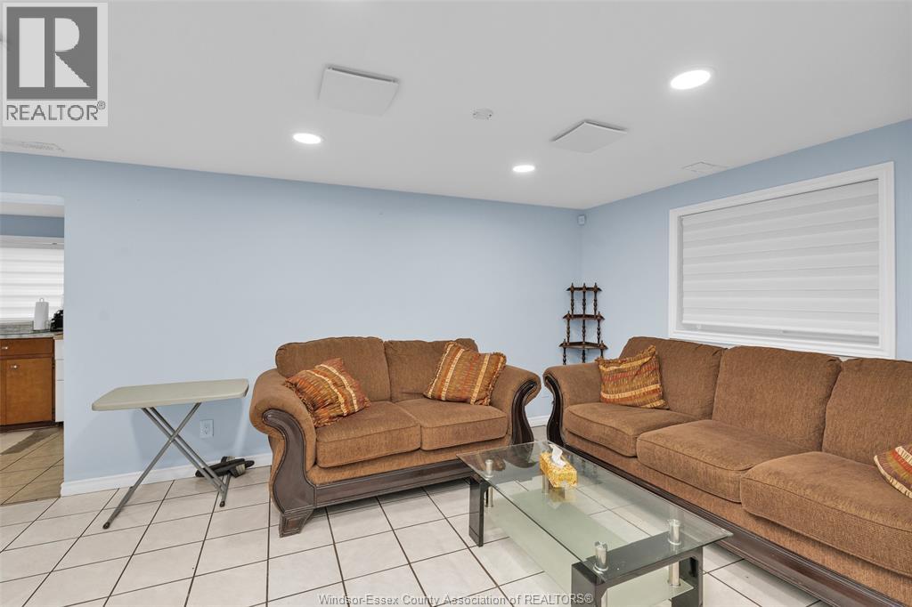 1011 Wyandotte West, Windsor, Ontario  N9A 5Y6 - Photo 27 - 26002867