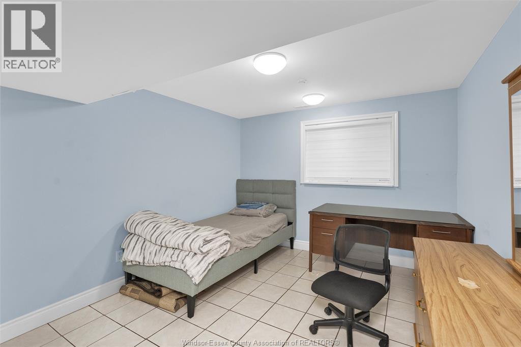 1011 Wyandotte West, Windsor, Ontario  N9A 5Y6 - Photo 32 - 26002867