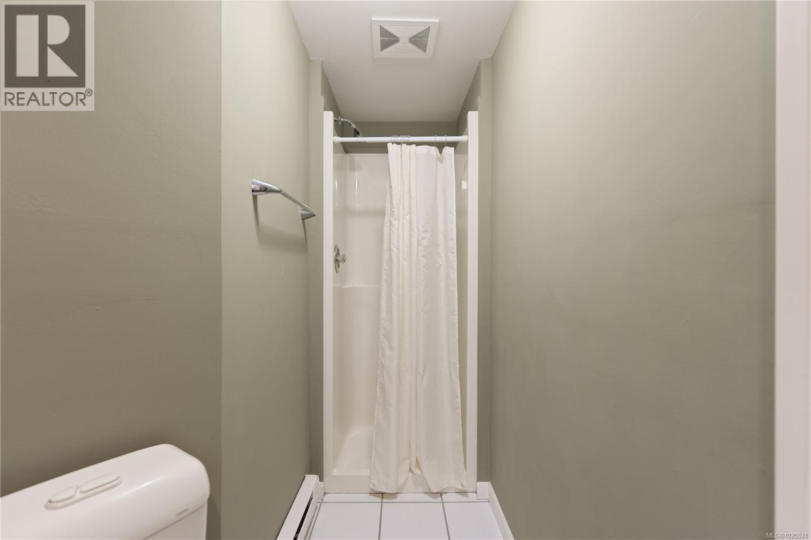 100 Viaduct Ave W, Saanich, British Columbia  V9E 1J3 - Photo 24 - 1025531