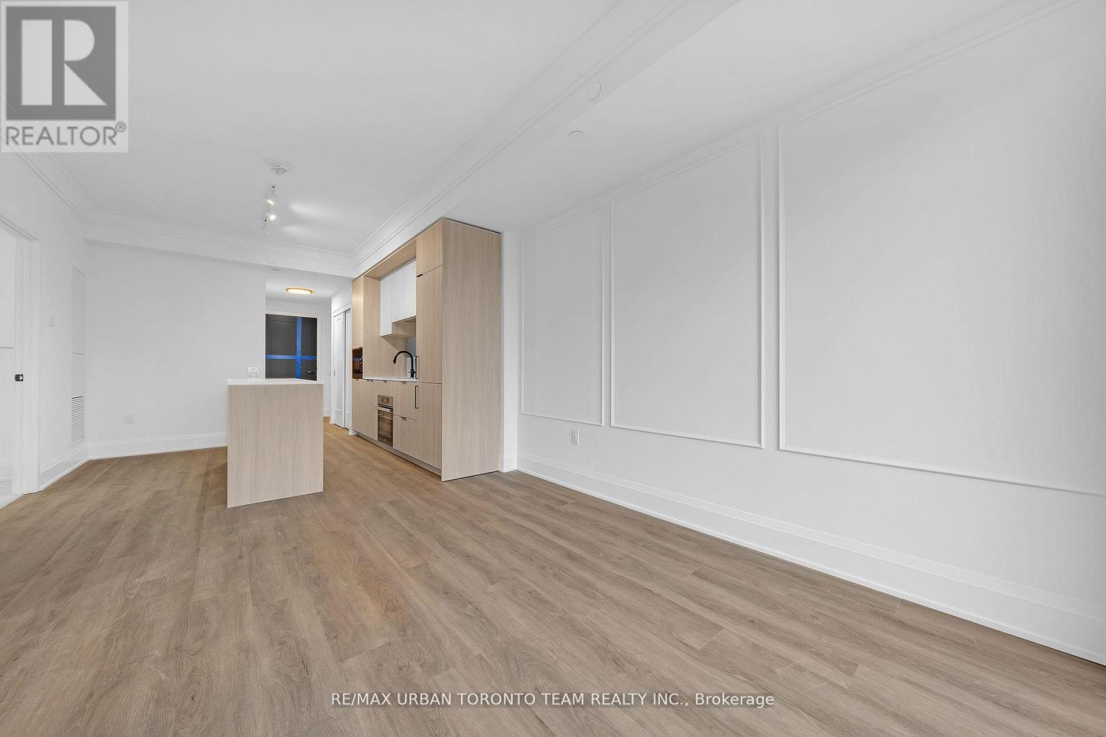 1008 - 123 Portland Street, Toronto, Ontario  M5V 2N4 - Photo 4 - C12772700