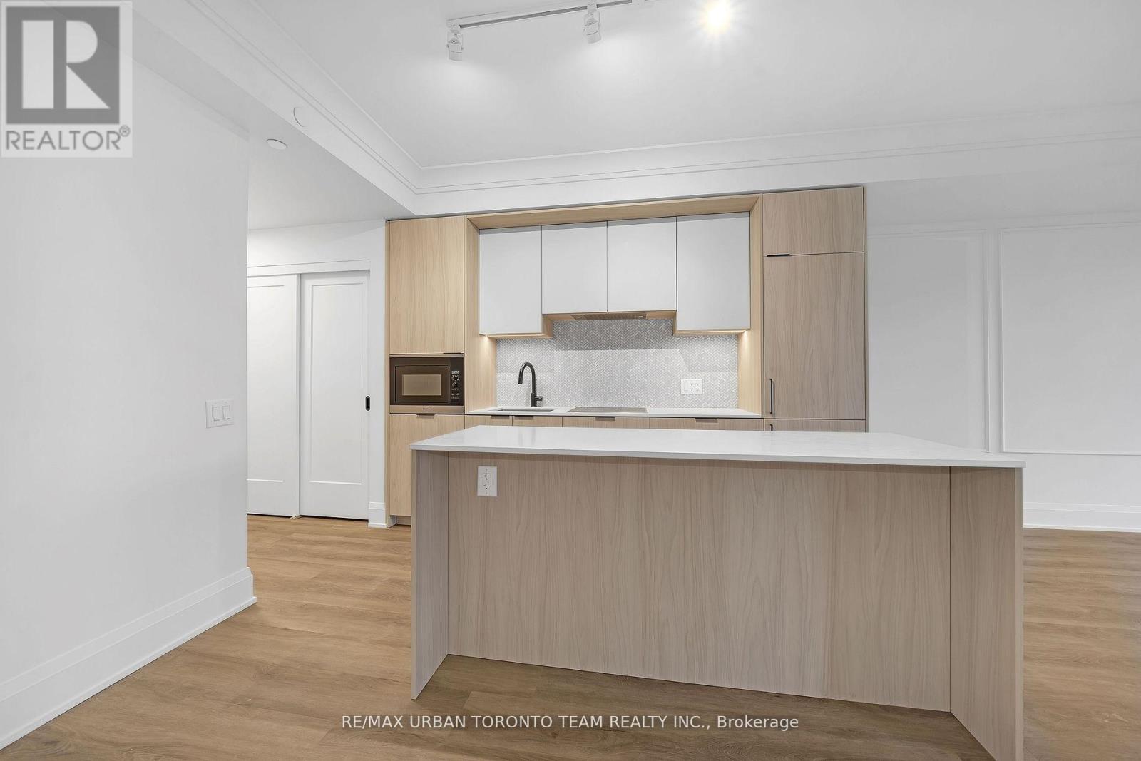 1008 - 123 Portland Street, Toronto, Ontario  M5V 2N4 - Photo 6 - C12772700