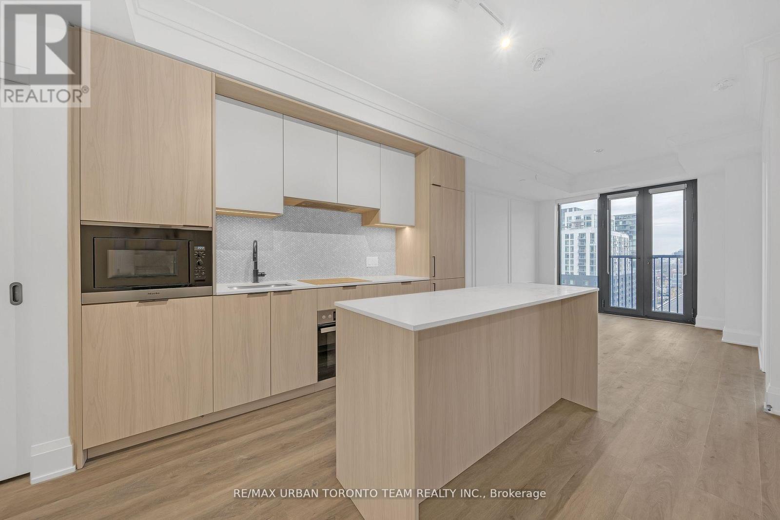 1008 - 123 Portland Street, Toronto, Ontario  M5V 2N4 - Photo 7 - C12772700