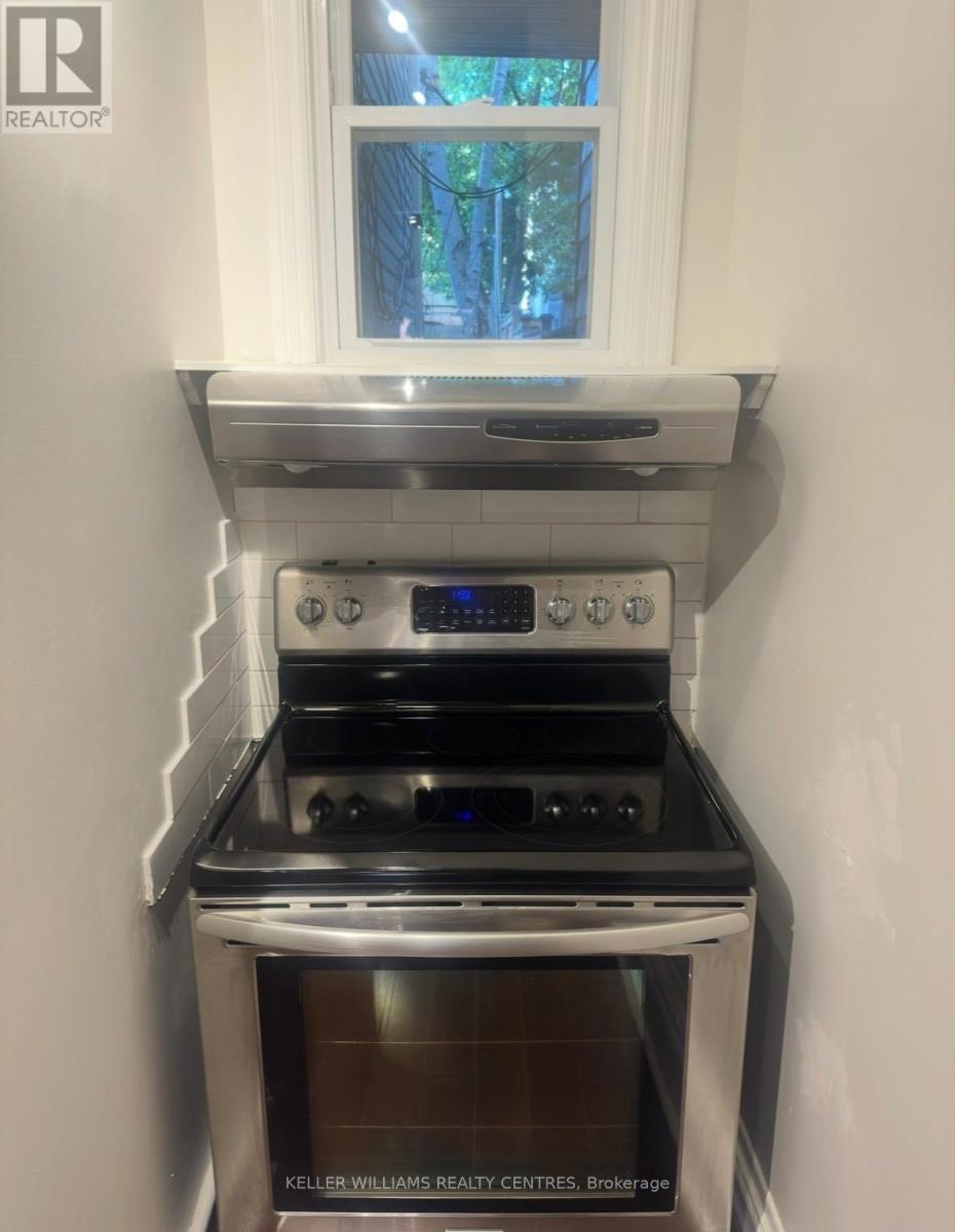 1 - 212 Gerrard Street E, Toronto, Ontario  M5A 2E6 - Photo 8 - C12772718