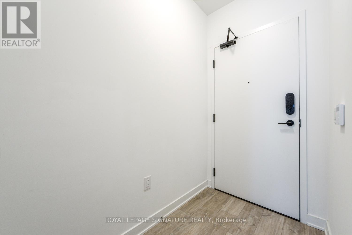 2212 - 100 Dalhousie Street, Toronto, Ontario  M5B 0C7 - Photo 15 - C12772730