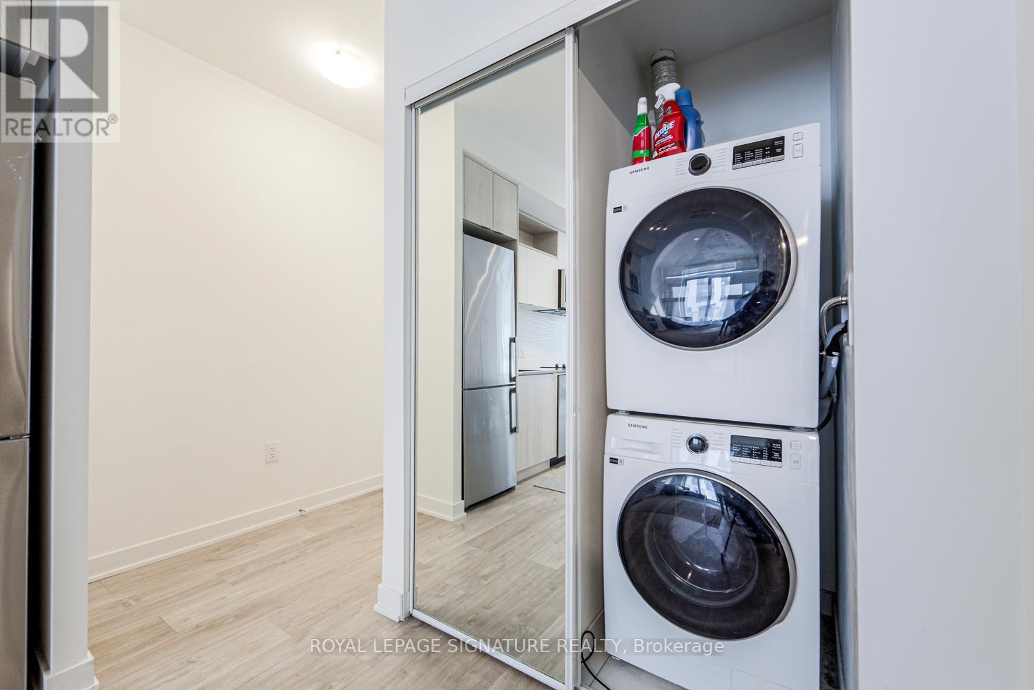 2212 - 100 Dalhousie Street, Toronto, Ontario  M5B 0C7 - Photo 16 - C12772730