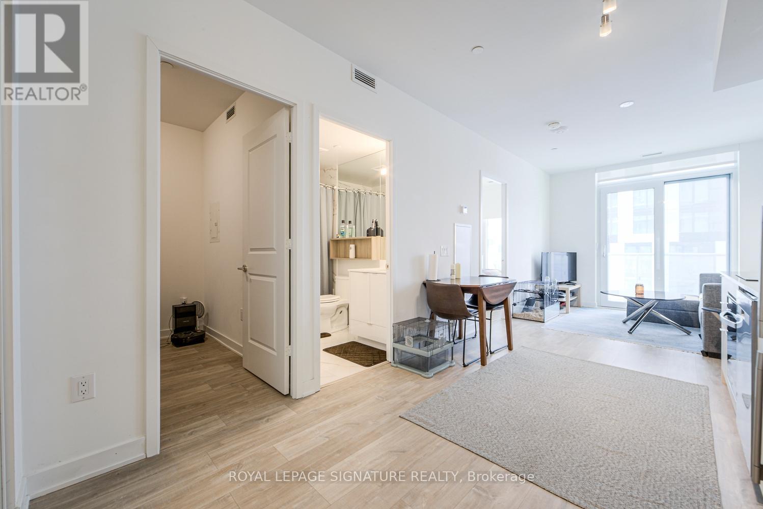 2212 - 100 Dalhousie Street, Toronto, Ontario  M5B 0C7 - Photo 6 - C12772730