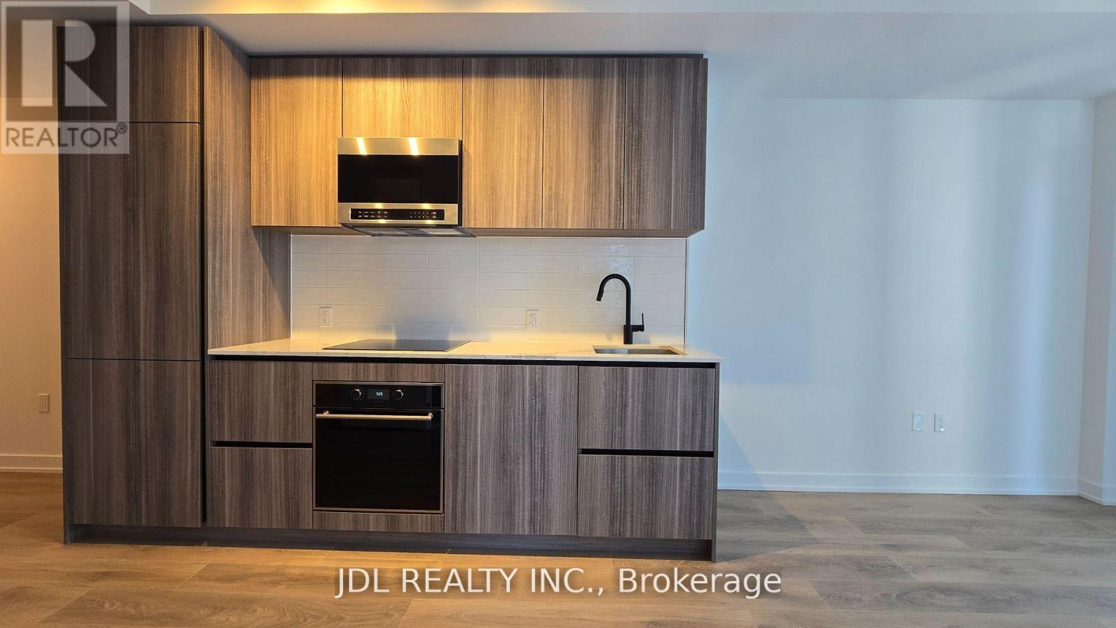 2205 - 127 Broadway Avenue, Toronto, Ontario  M4P 1V3 - Photo 2 - C12772766