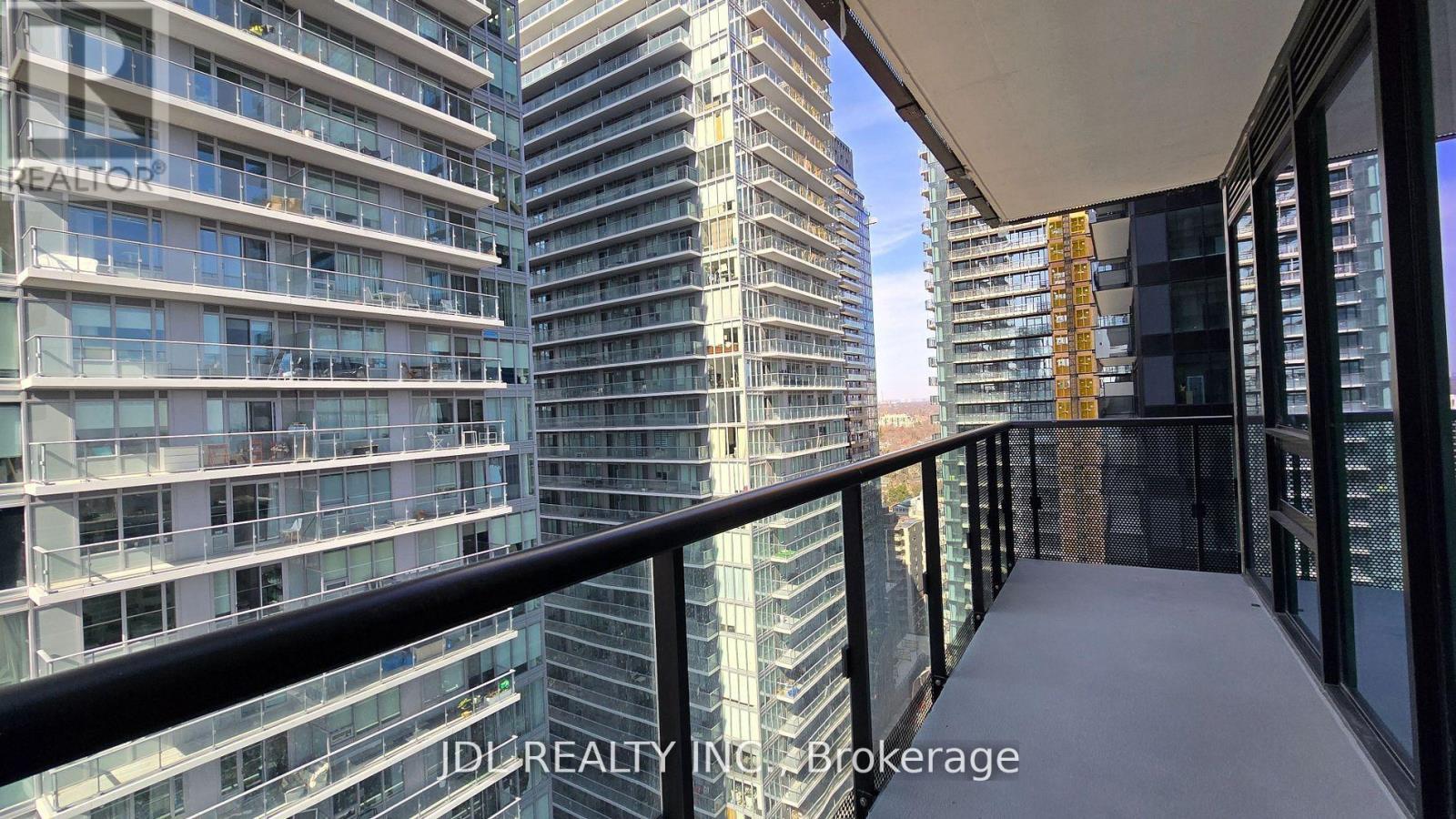 2205 - 127 Broadway Avenue, Toronto, Ontario  M4P 1V3 - Photo 8 - C12772766
