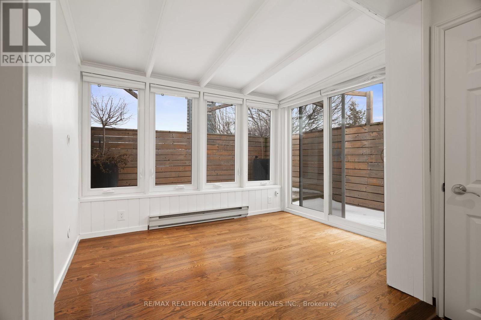 Upper - 59 Dupont Street, Toronto, Ontario  M5R 1V3 - Photo 18 - C12772782