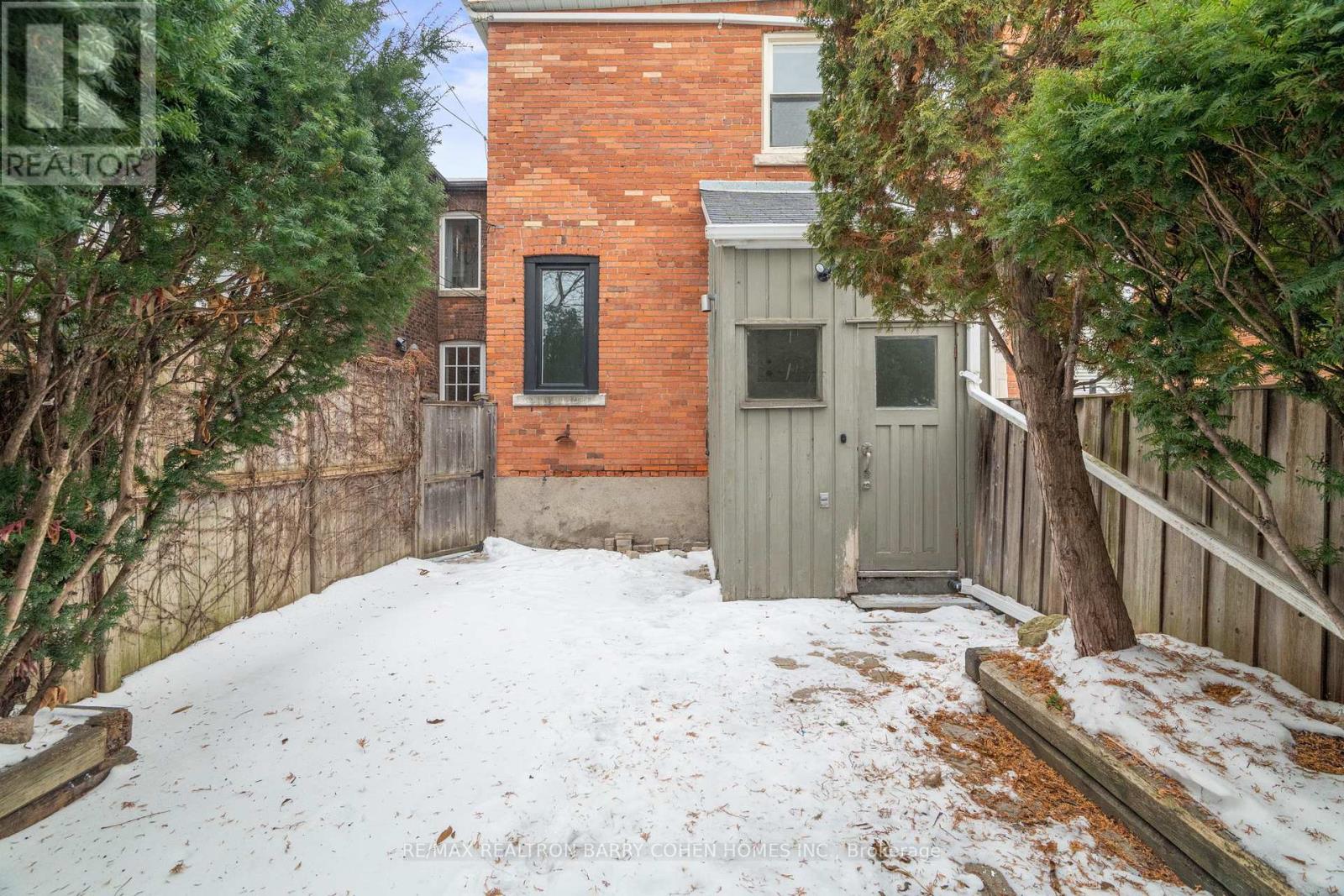 Upper - 59 Dupont Street, Toronto, Ontario  M5R 1V3 - Photo 27 - C12772782